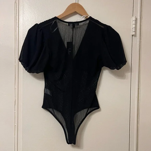 NWT Lulus Properly Trendy Black Mesh Puff Sleeve Bodysuit Medium - Picture 8 of 10
